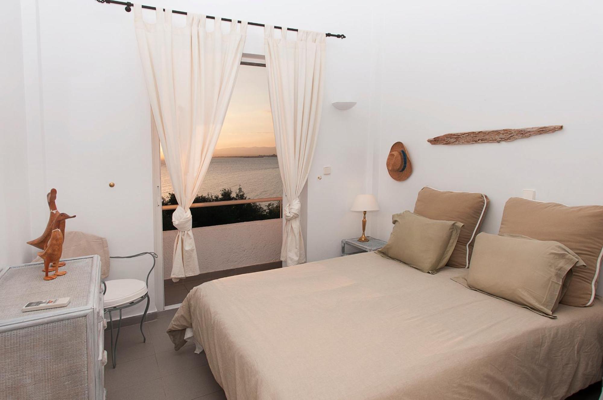 Messinian Blue Seaside Villa Каламата Екстер'єр фото